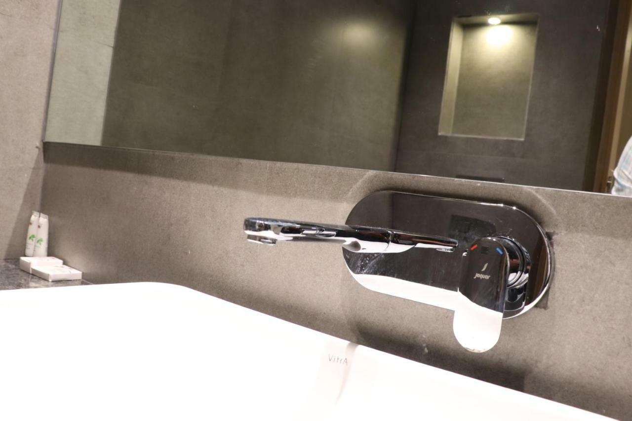 Hotel Le Amor Kota  Dış mekan fotoğraf