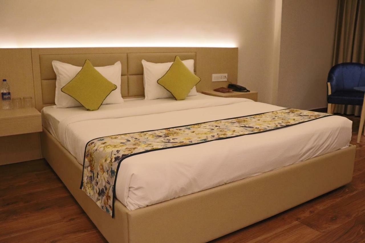 Hotel Le Amor Kota  Dış mekan fotoğraf