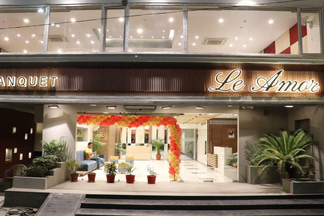 Hotel Le Amor Kota  Dış mekan fotoğraf