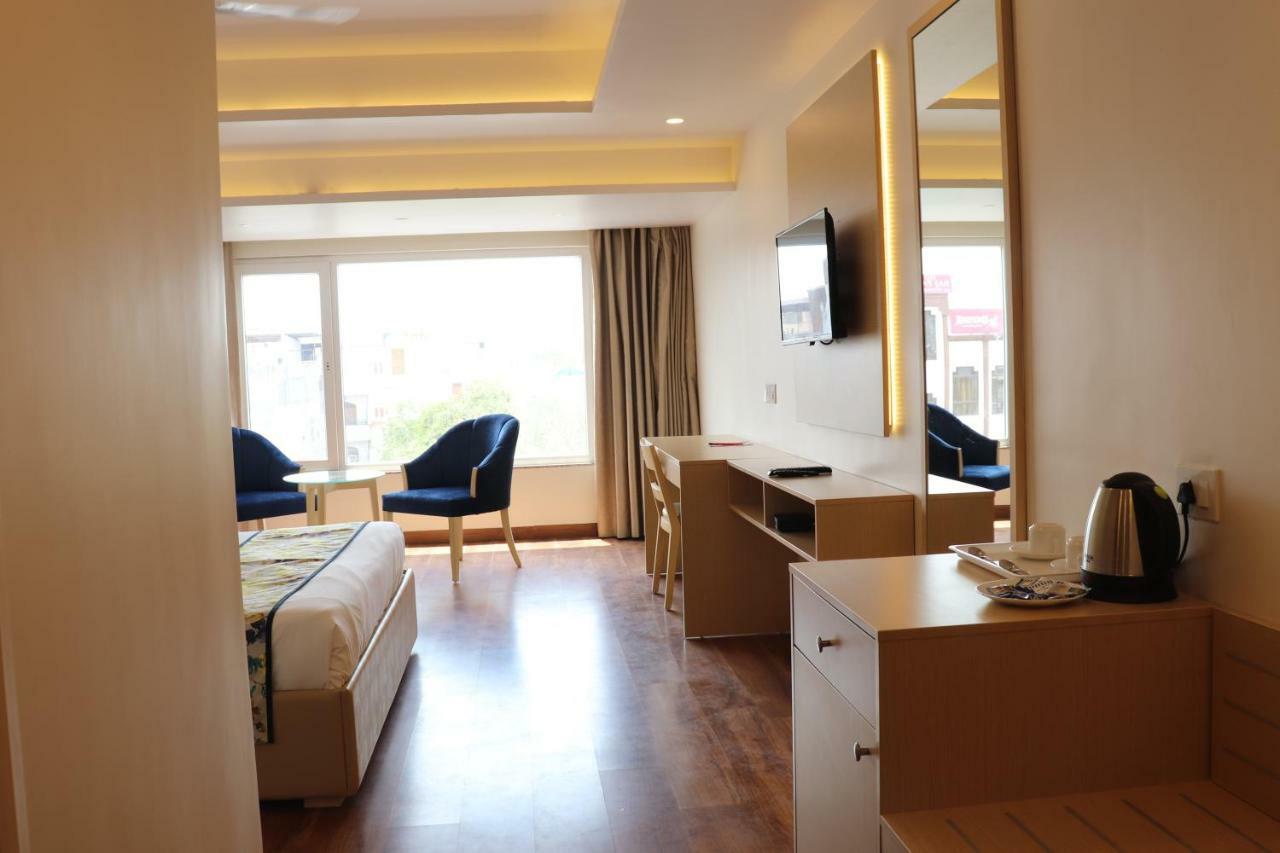 Hotel Le Amor Kota  Dış mekan fotoğraf