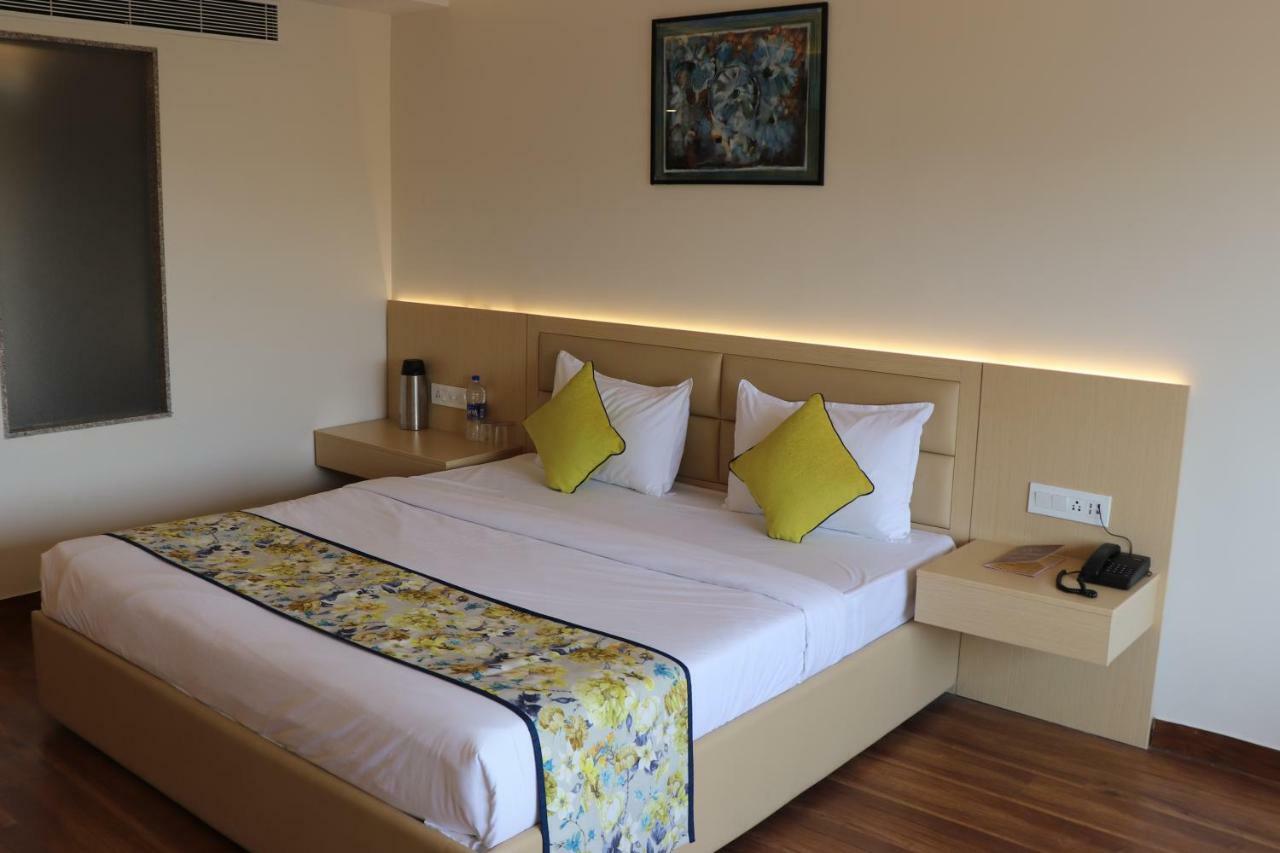 Hotel Le Amor Kota  Dış mekan fotoğraf